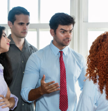 Varslet, ble syk og ufør: – Sladrehank skal selv ha bank