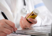 Å halda seg til si eiga sak